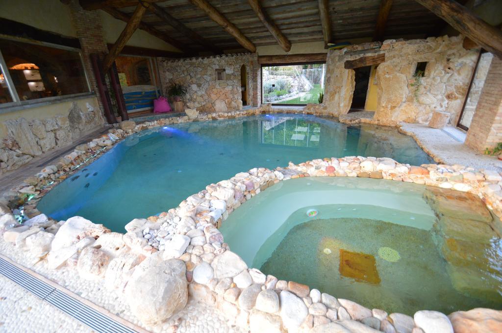 Villa con Piscina Privata